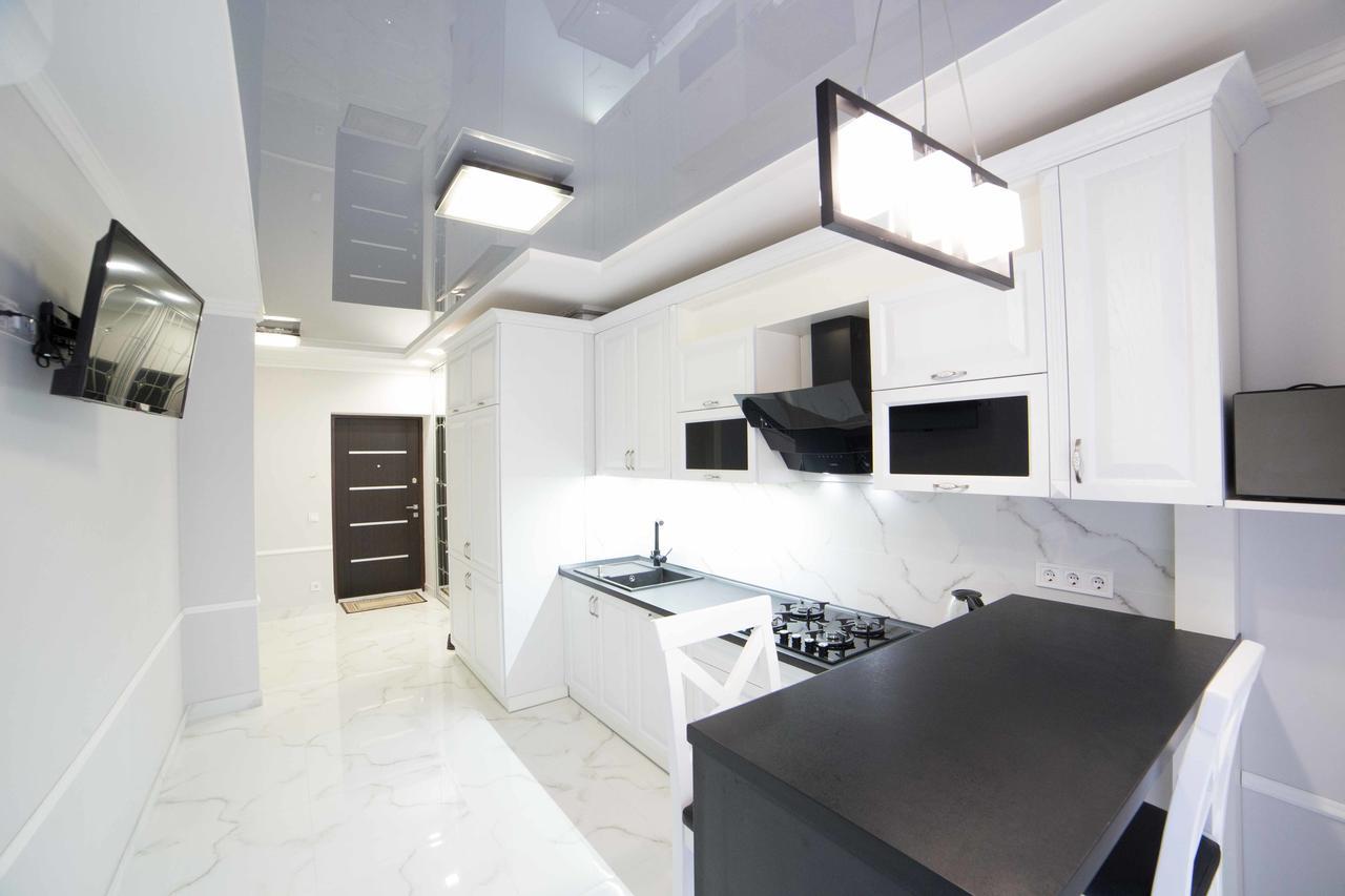 Leogrand Apartments On Kulisha 36 Lviv Exterior photo