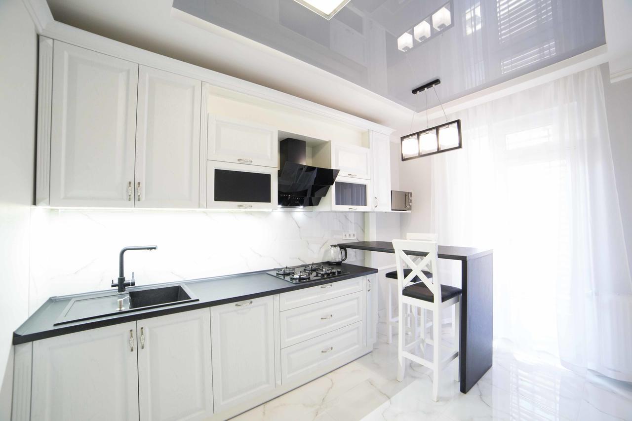 Leogrand Apartments On Kulisha 36 Lviv Exterior photo